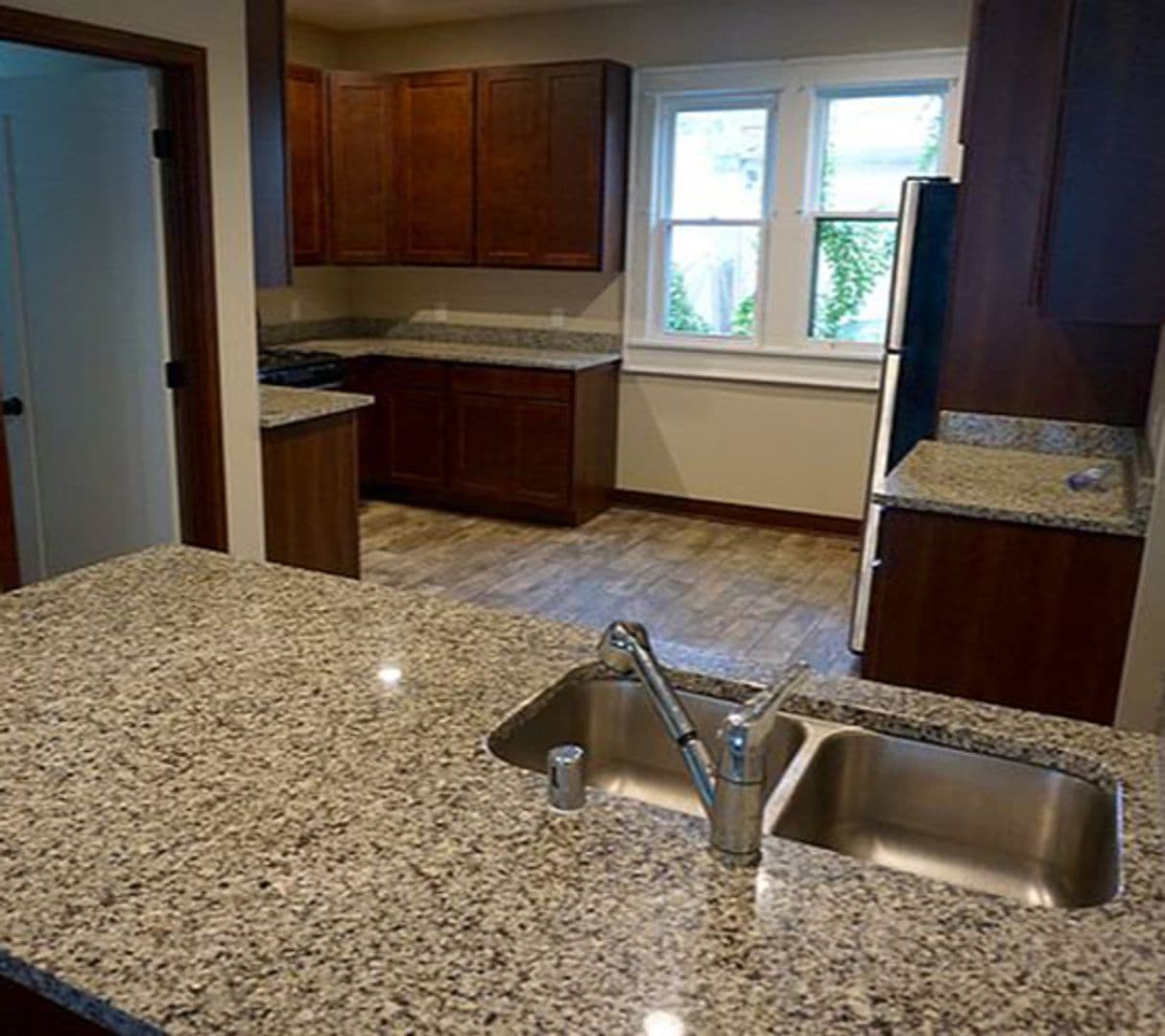 Minneapolis House: 307 5th Ave SE