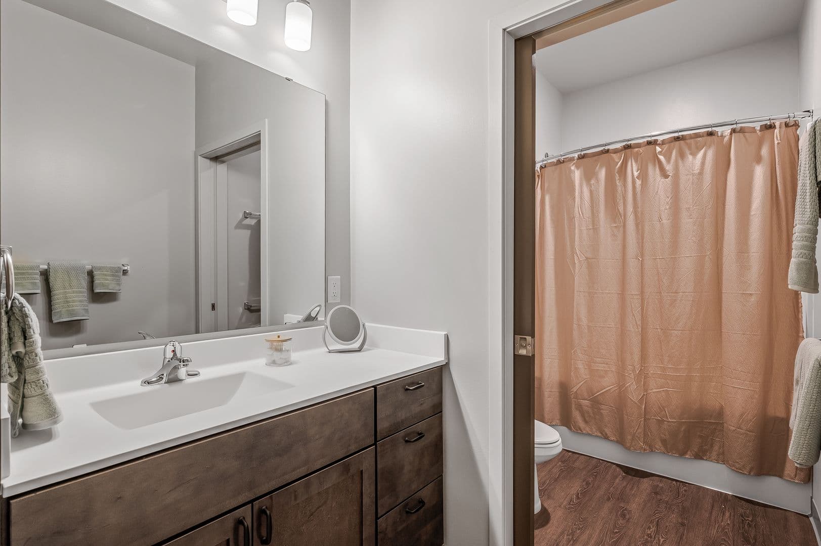 Minneapolis Apartment: 1307 4th Street SE
