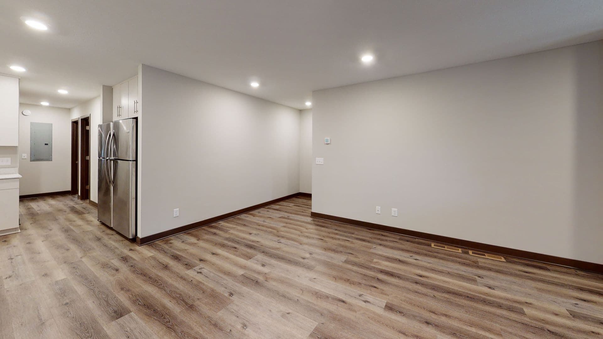 Minneapolis Apartment: 1048 23rd Ave SE