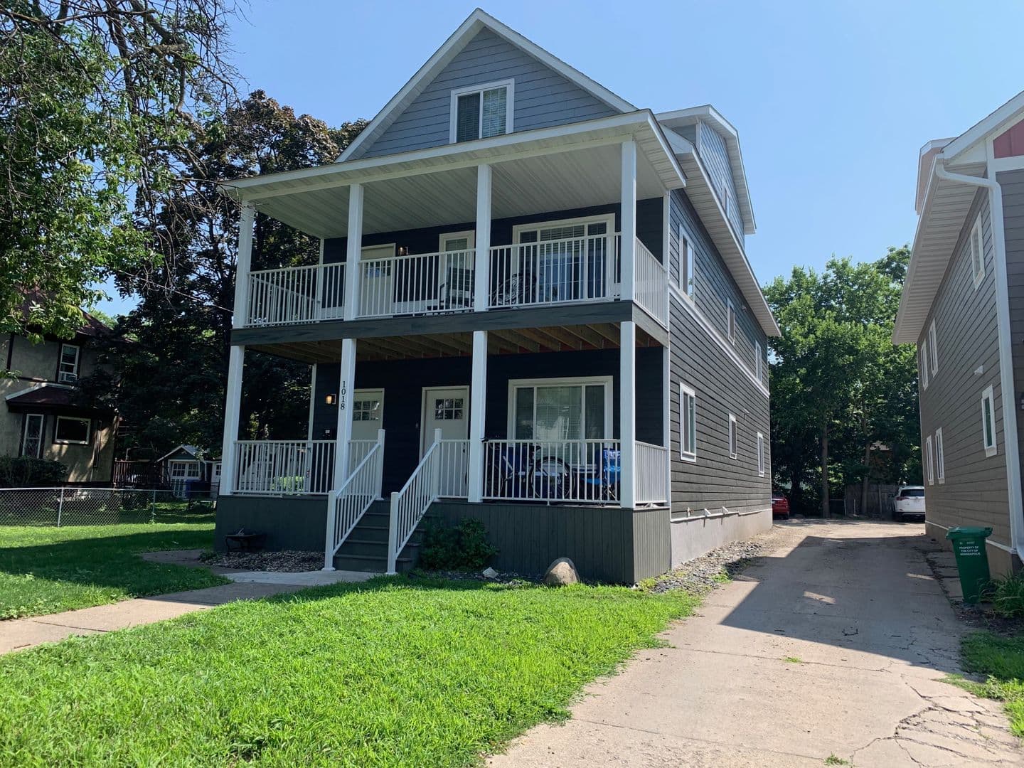 Minneapolis Apartment: 1018 13th Ave SE