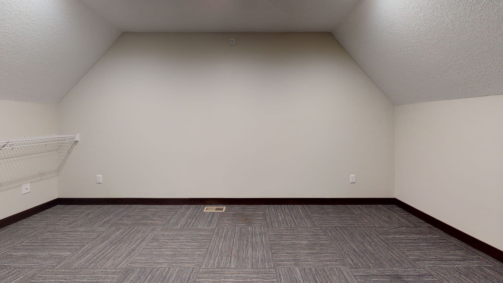Minneapolis Apartment: 505 8th St SE