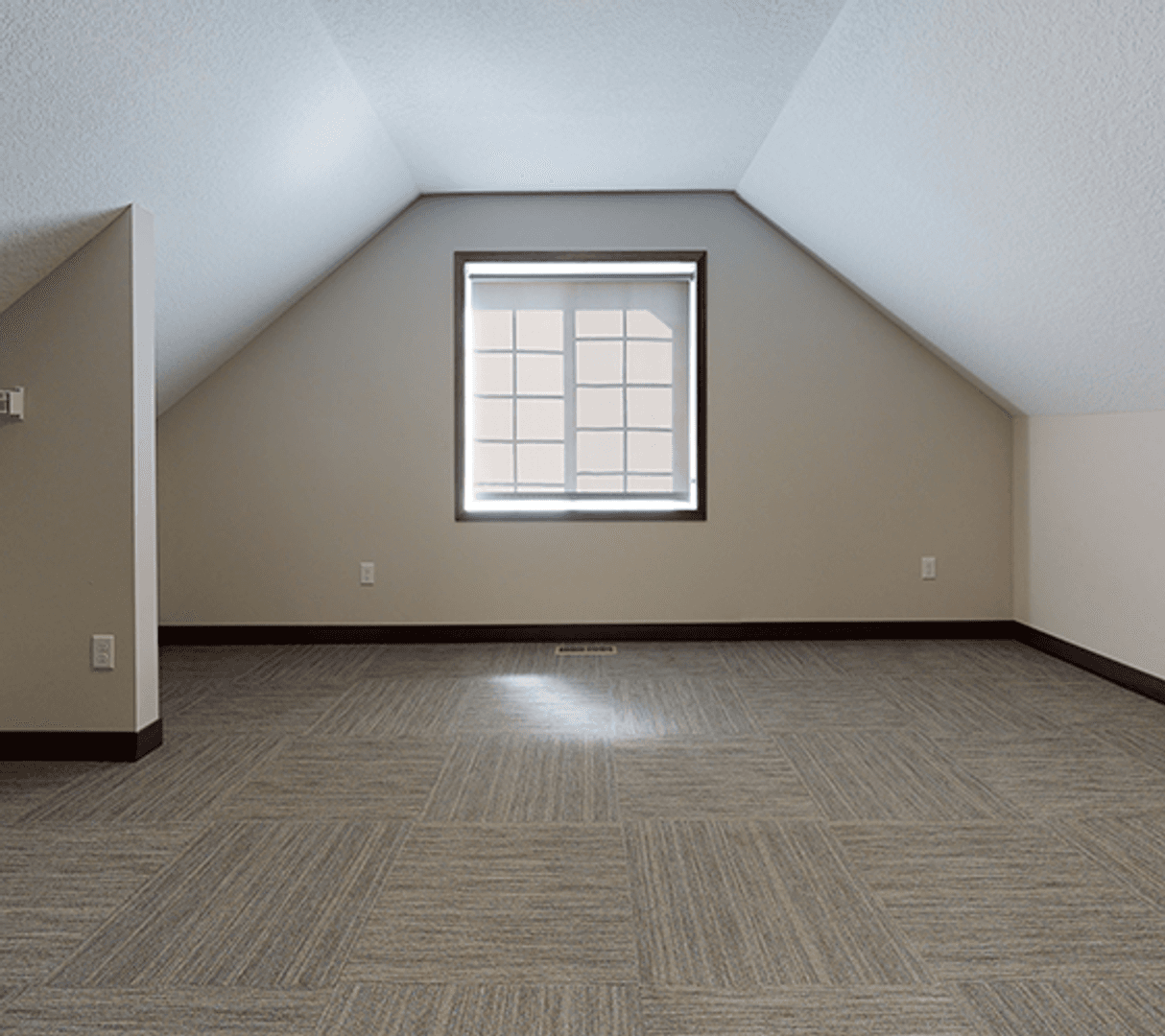 Minneapolis Apartment: 1215 8th St SE