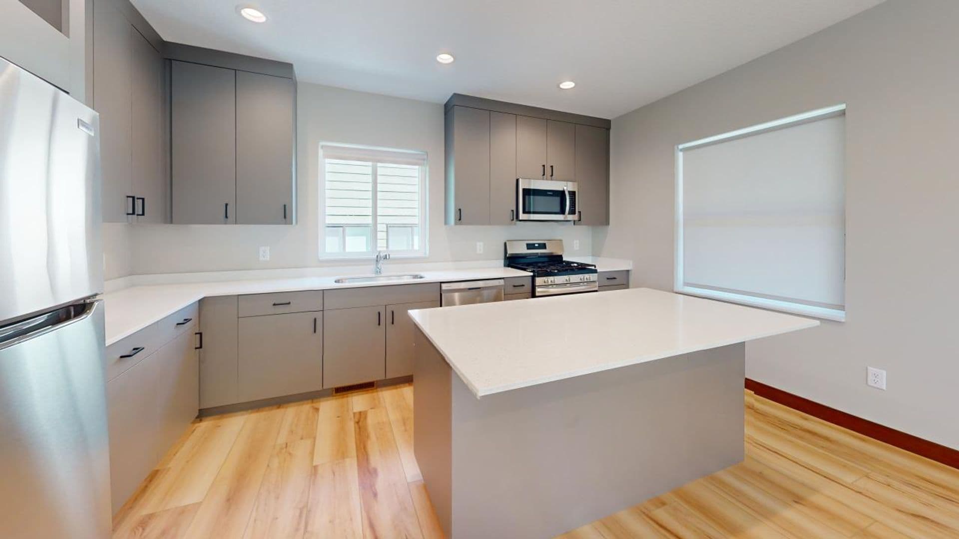 Minneapolis Apartment: 1221 7th St SE