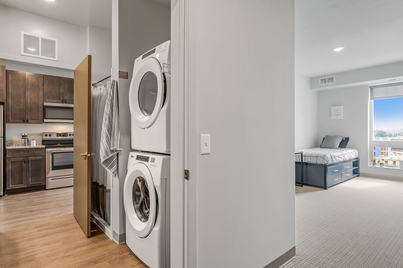 Minneapolis Apartment: 1307 4th Street SE