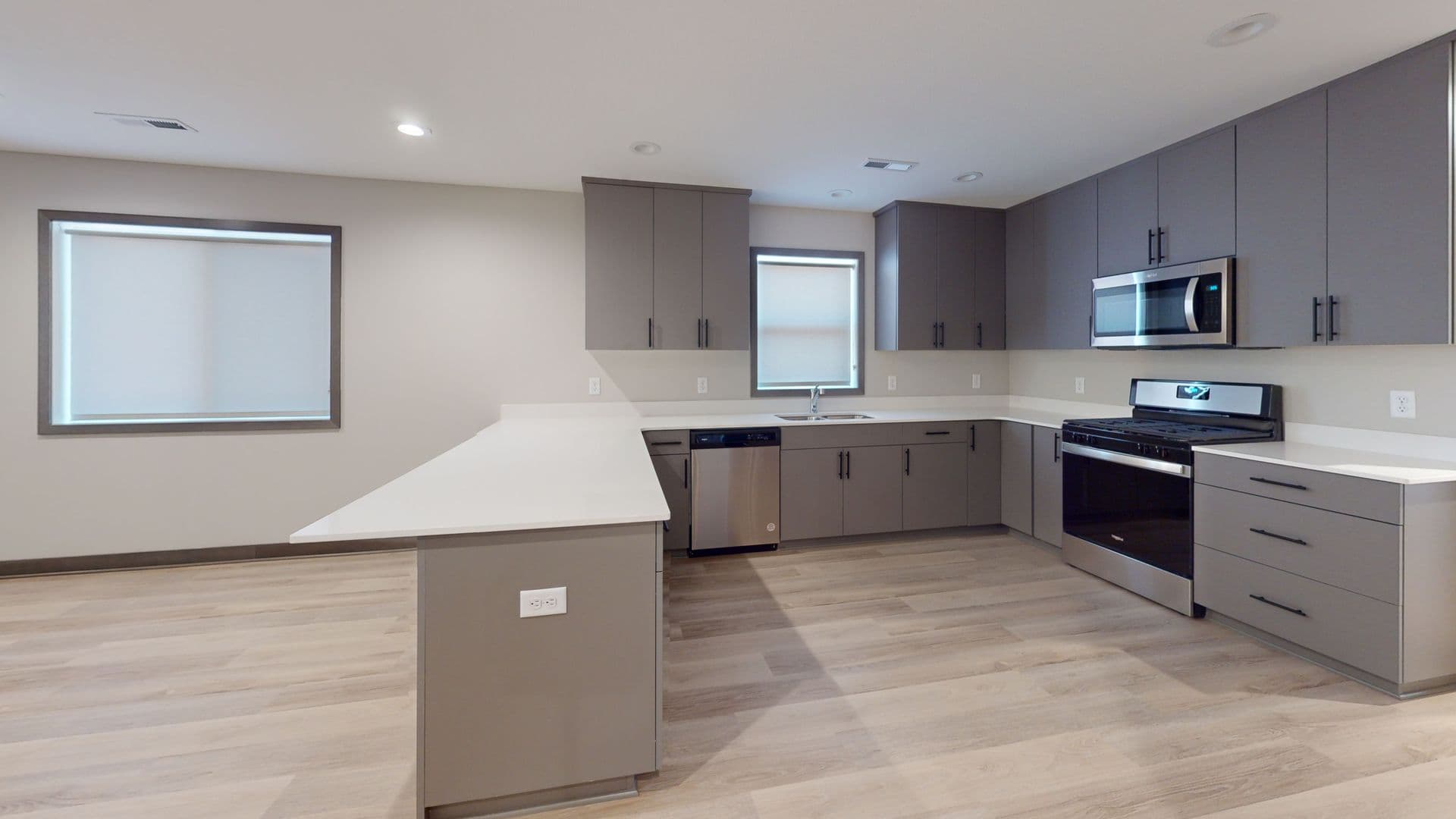 Minneapolis Apartment: 621 11th Ave SE