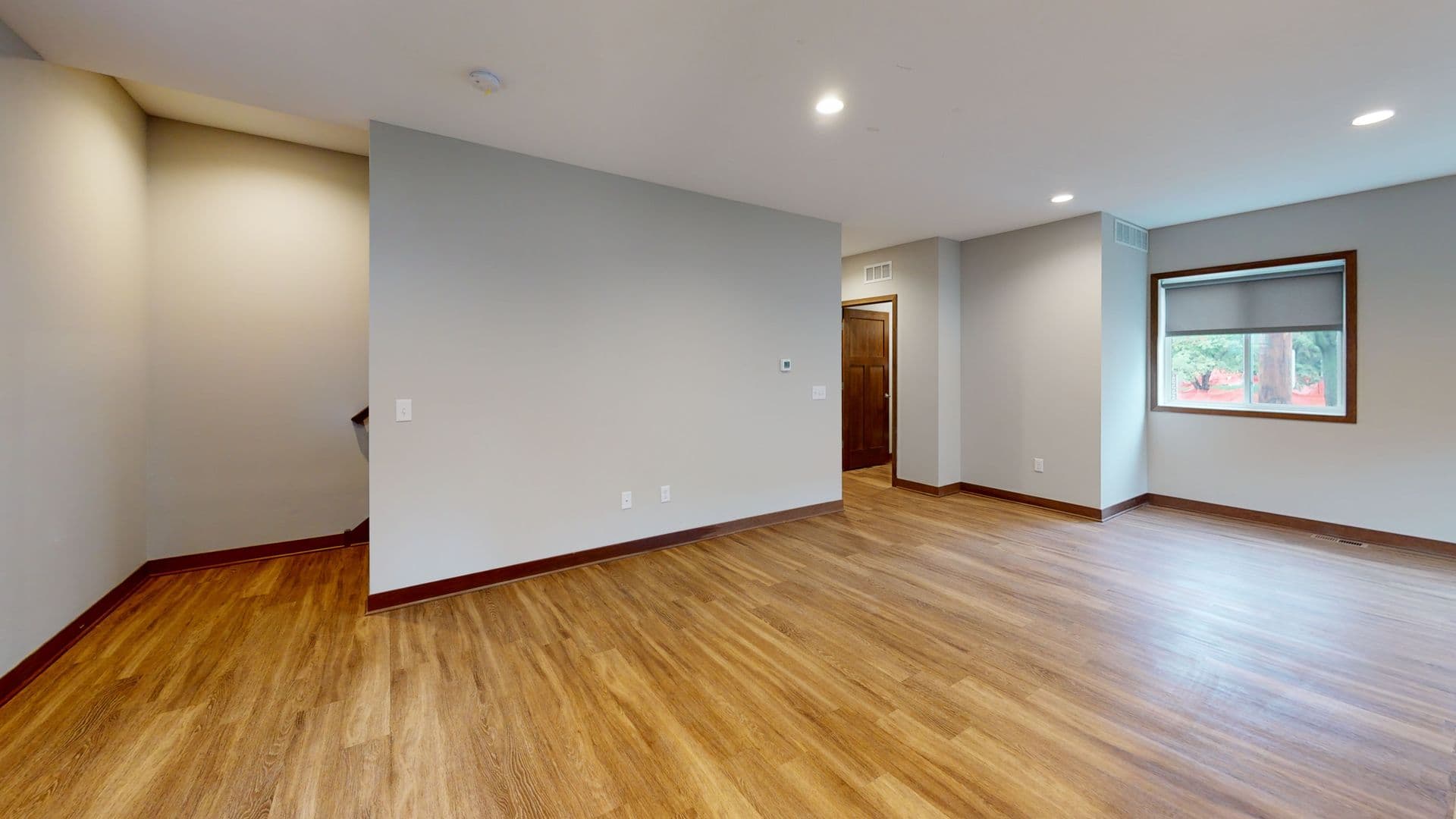 Minneapolis Apartment: 1107 7th St SE