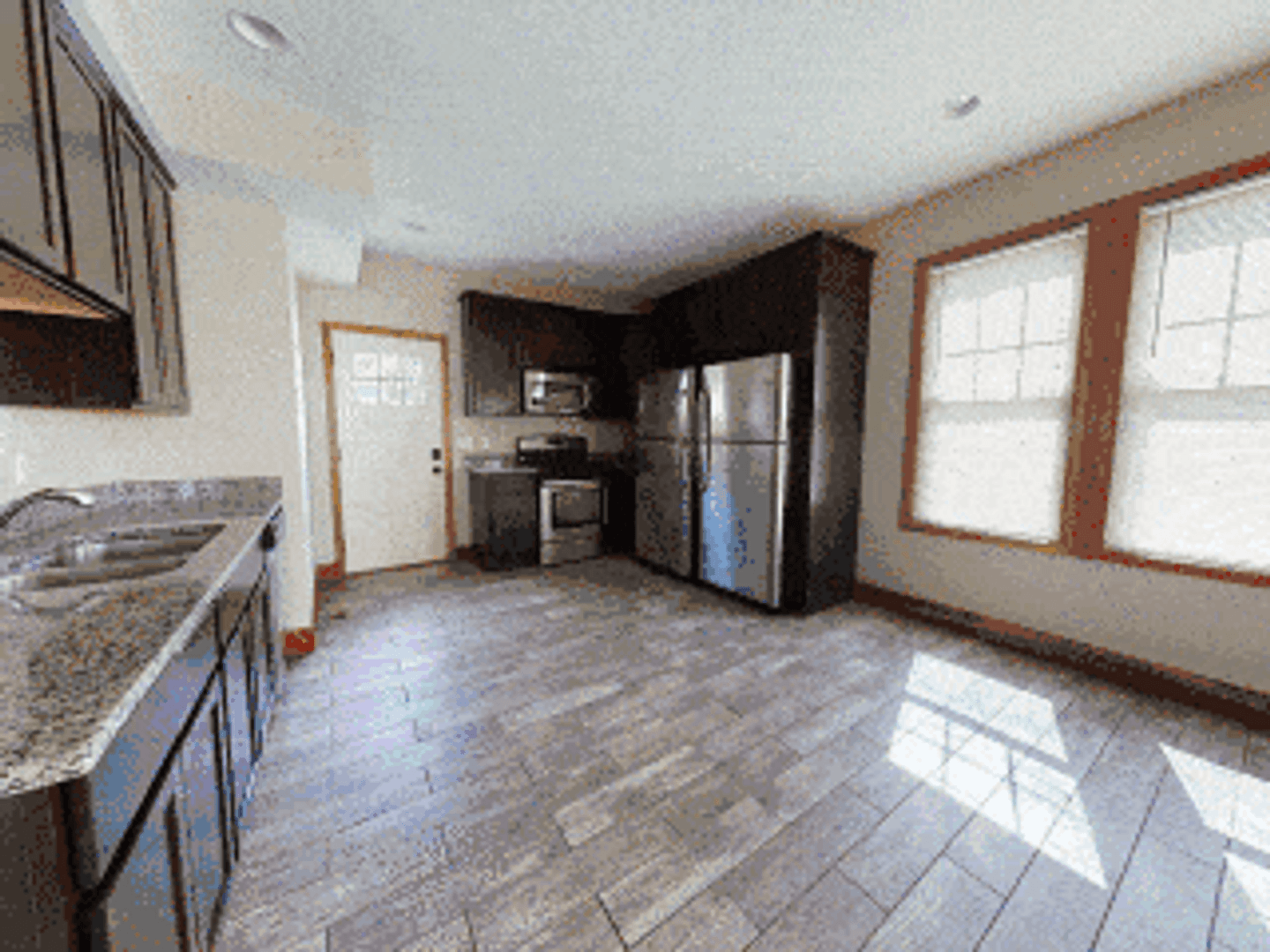 Minneapolis Apartment: 1002 13th Ave SE