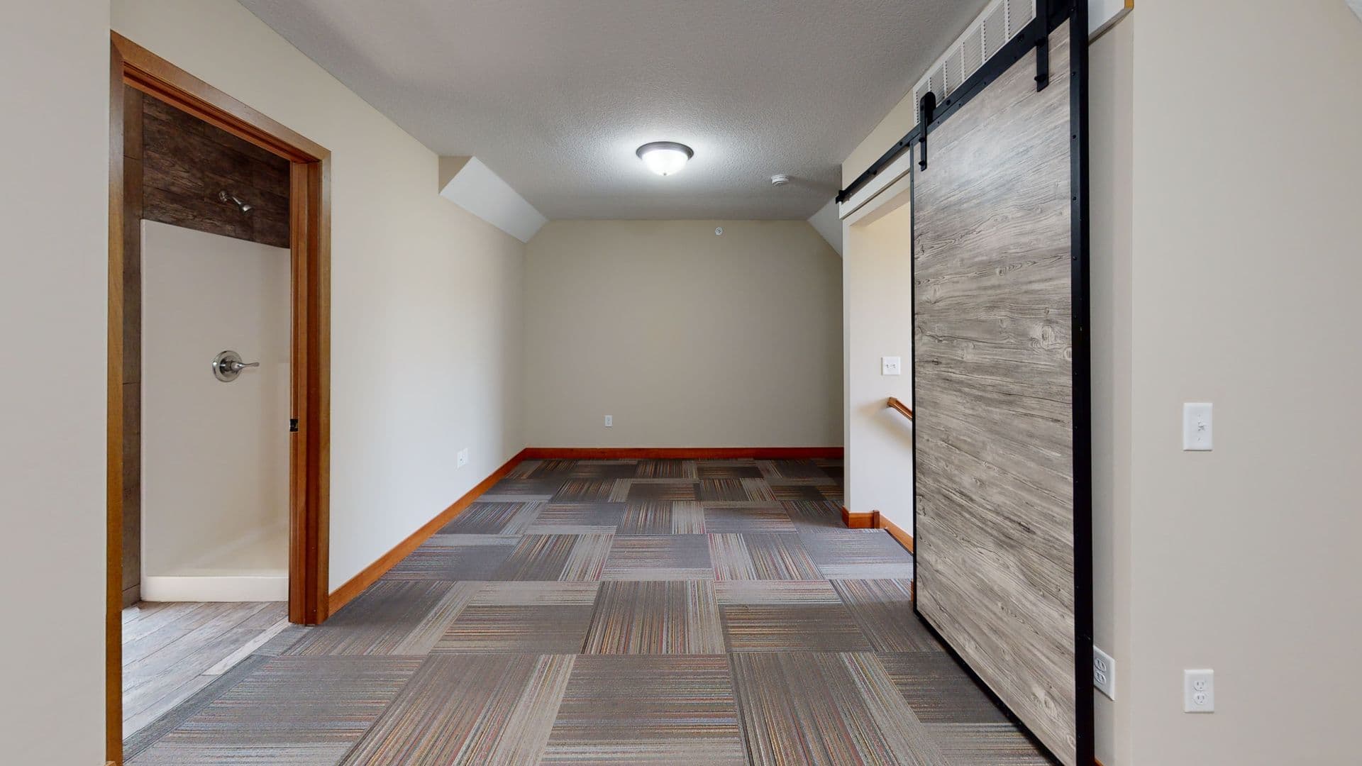 Minneapolis Apartment: 1109 8th St SE