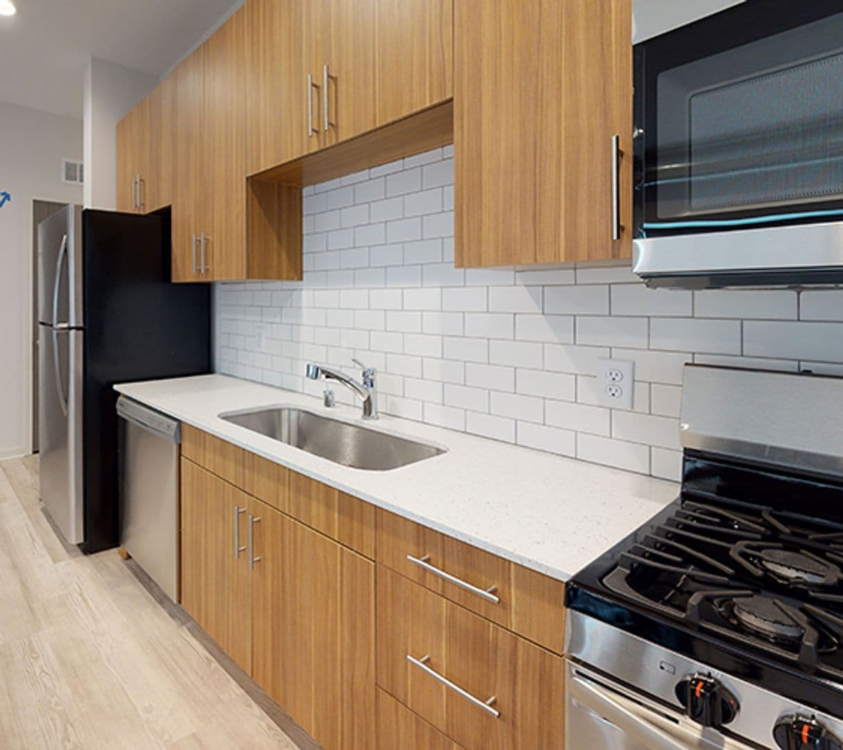 Minneapolis Apartment: 932/934/936/938 15th Ave SE