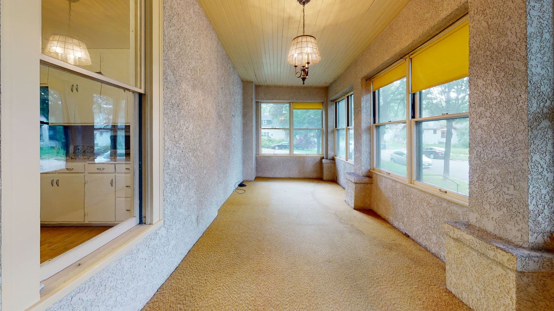 Minneapolis Apartment: 629 6th St SE