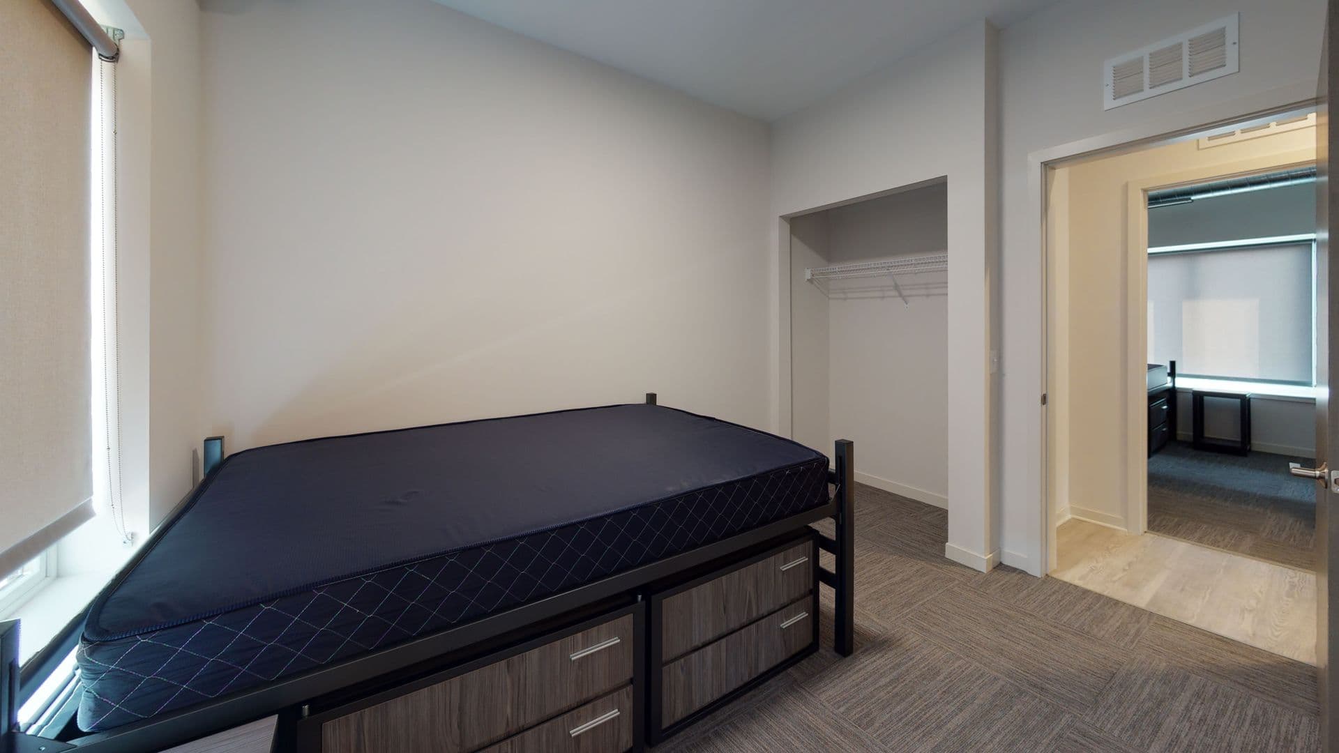 Minneapolis Apartment: 932/934/936/938 15th Ave SE