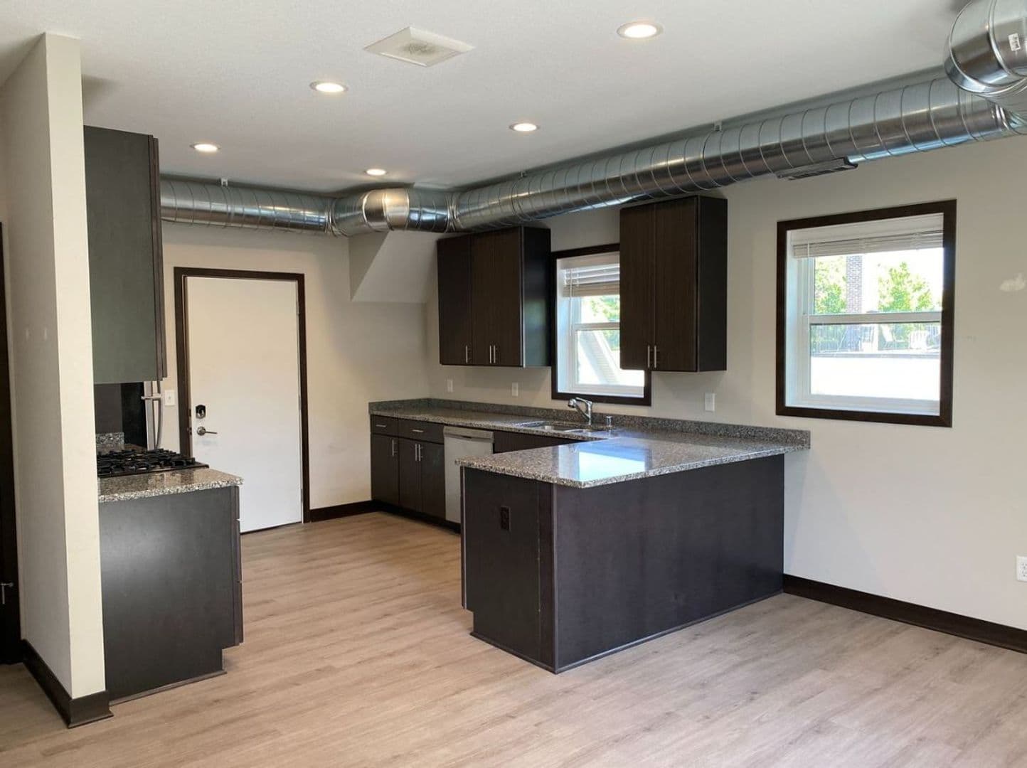 Minneapolis Apartment: 712 4th St SE