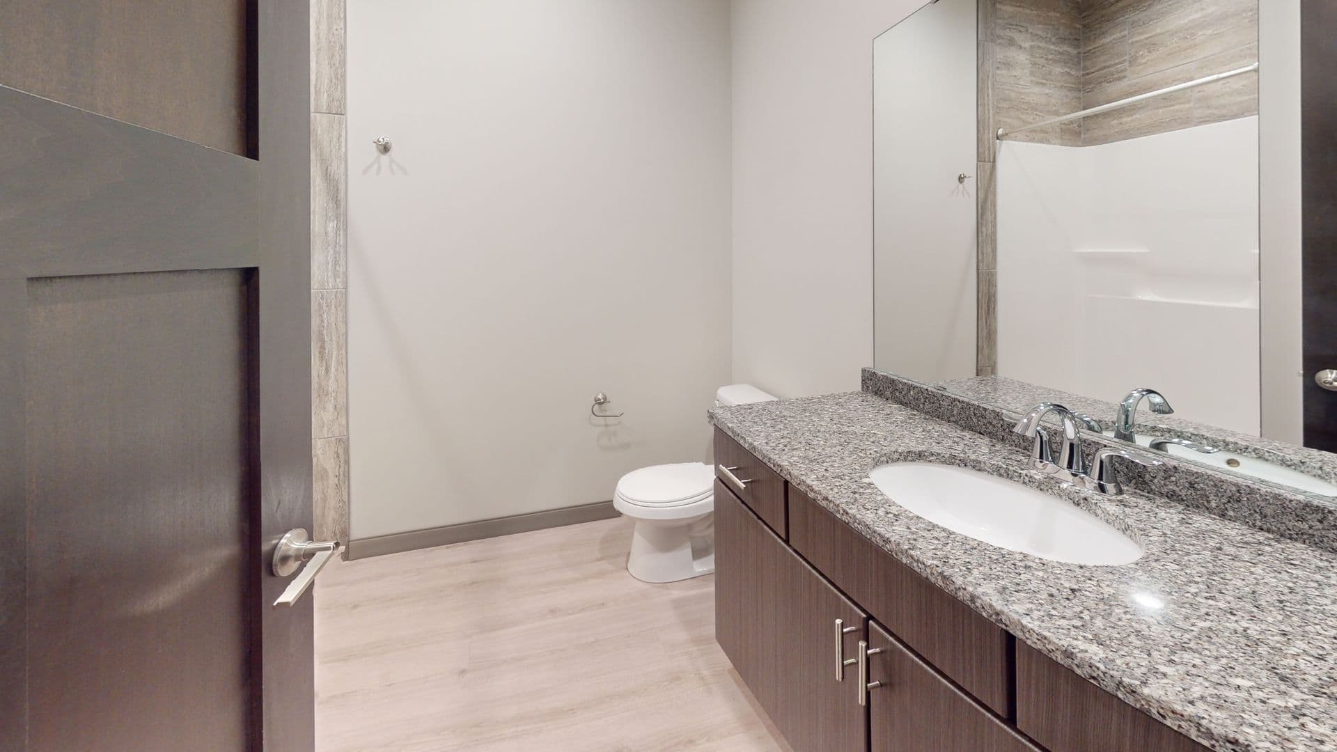 Minneapolis Apartment: 712 4th St SE