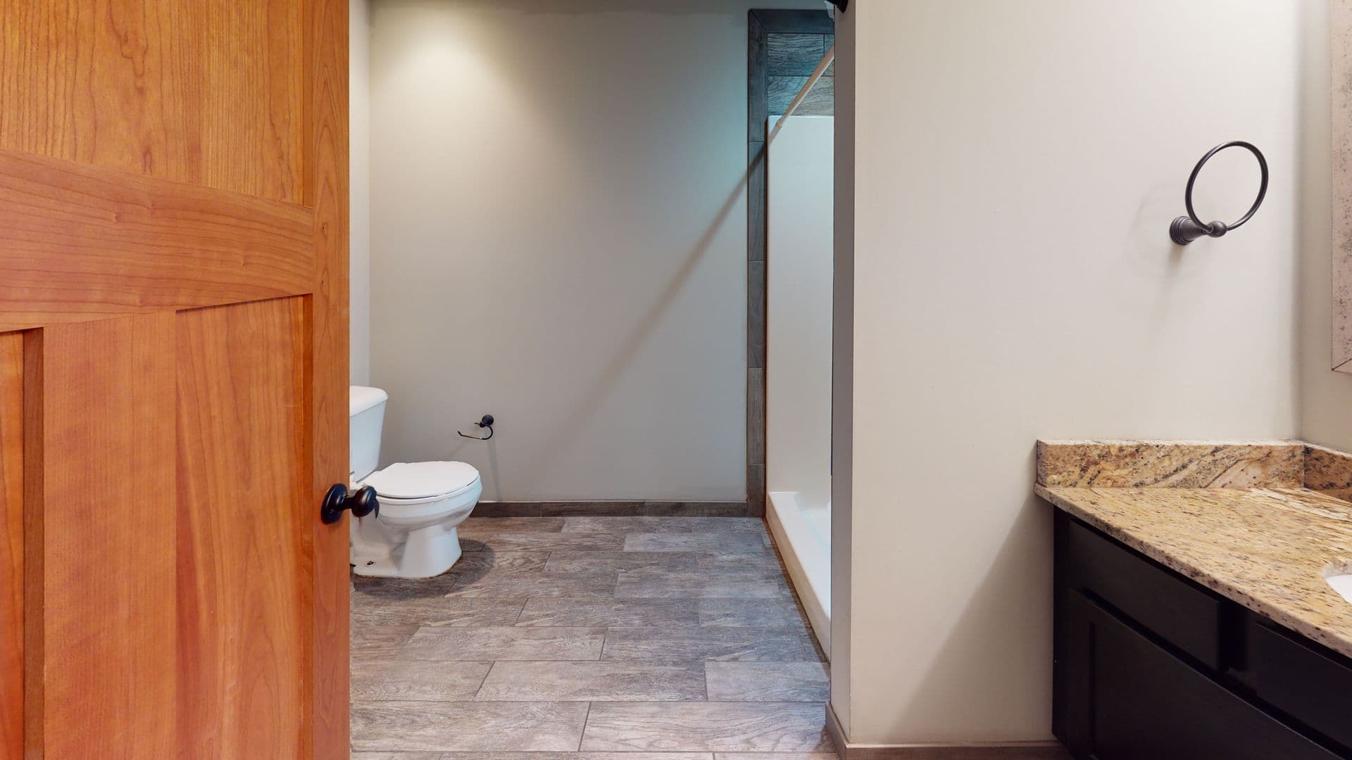 Minneapolis Apartment: 1018 16th Ave SE