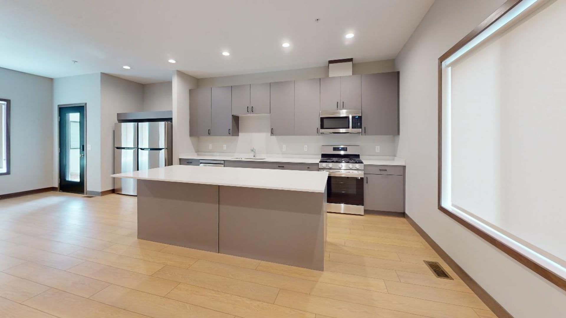Minneapolis Apartment: 1312 8th St SE