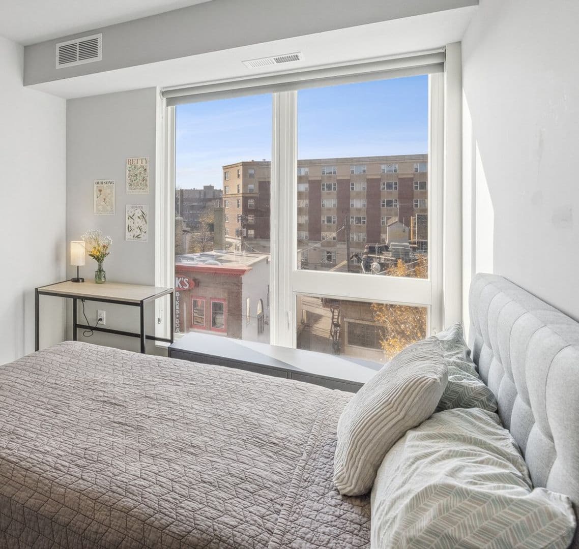 Minneapolis Apartment: 1307 4th Street SE