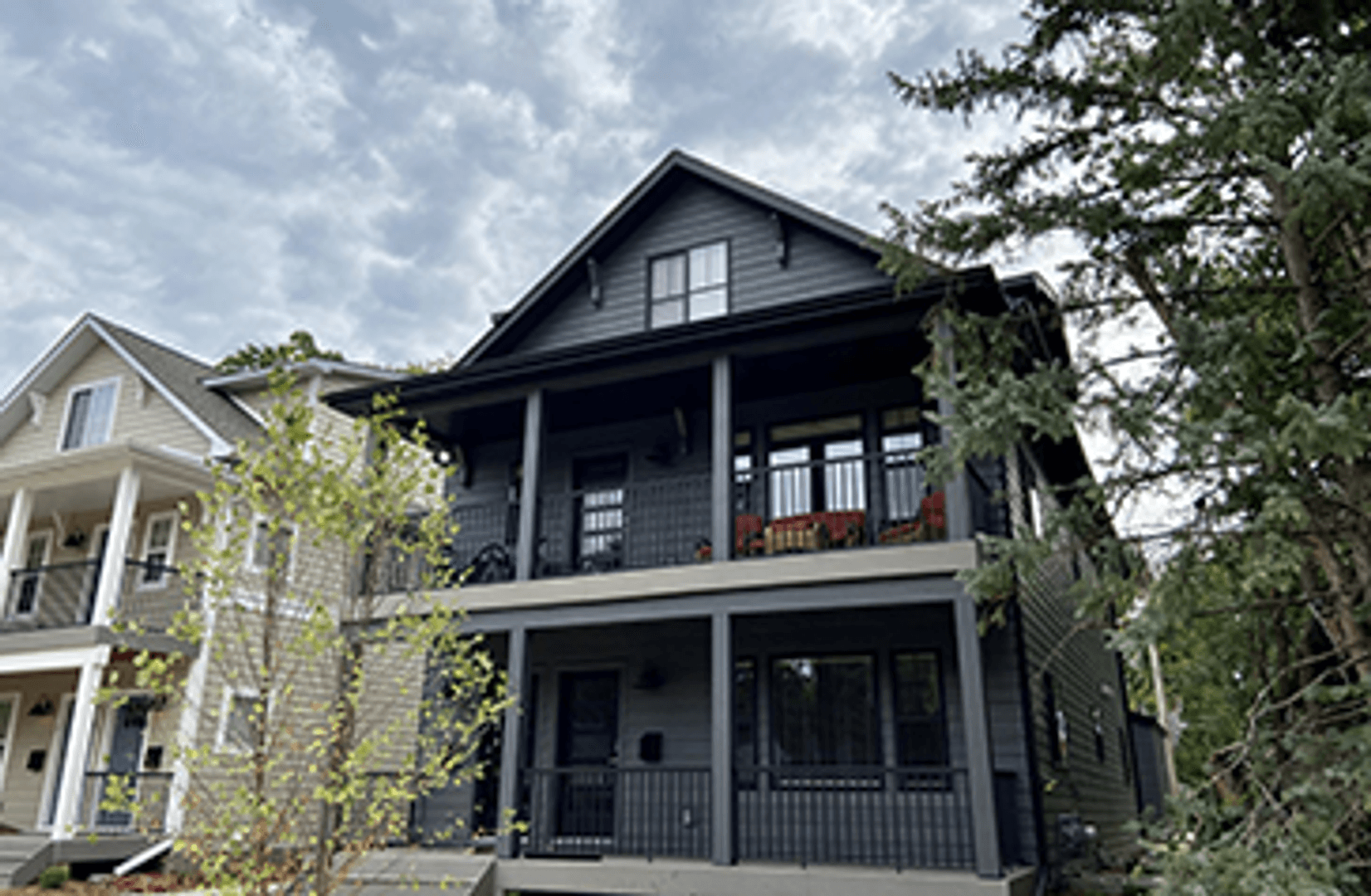 Minneapolis Apartment: 864 18th Ave SE