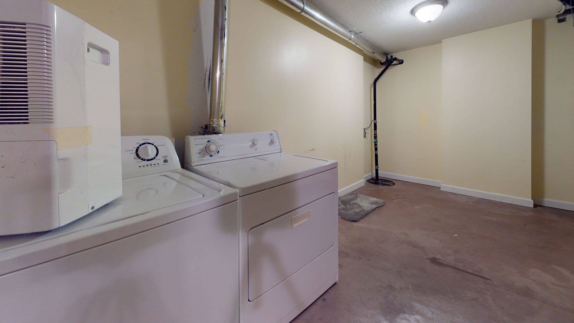 Minneapolis Apartment: 520 12th Ave SE