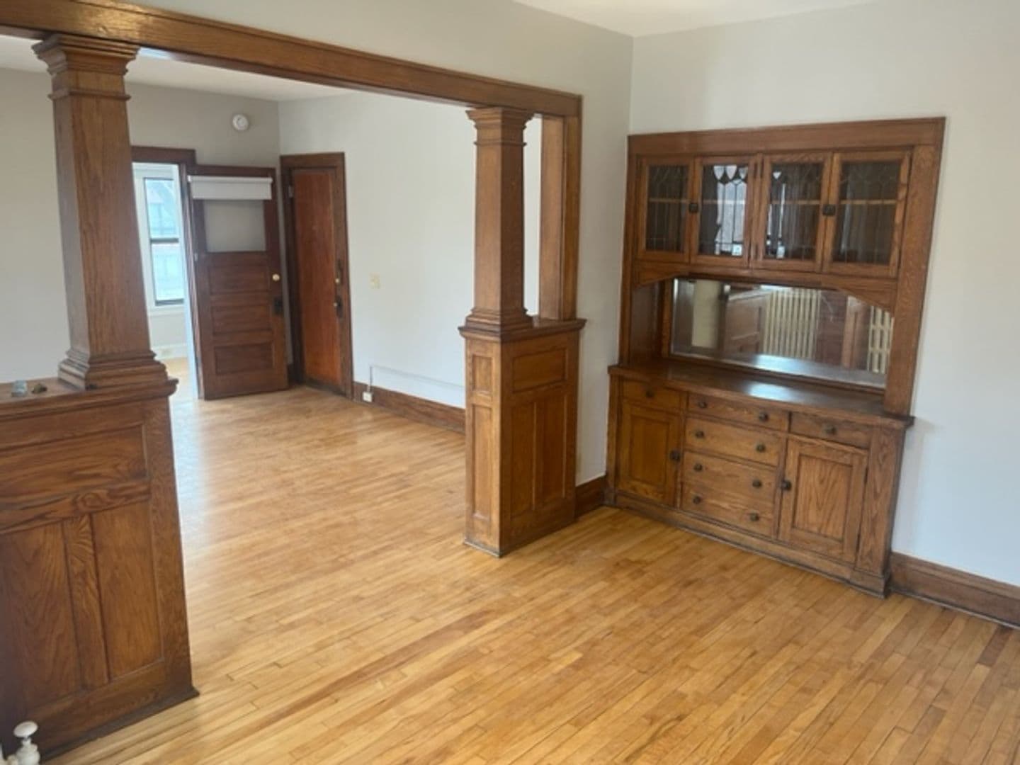 Minneapolis Apartment: 411 12th Ave SE