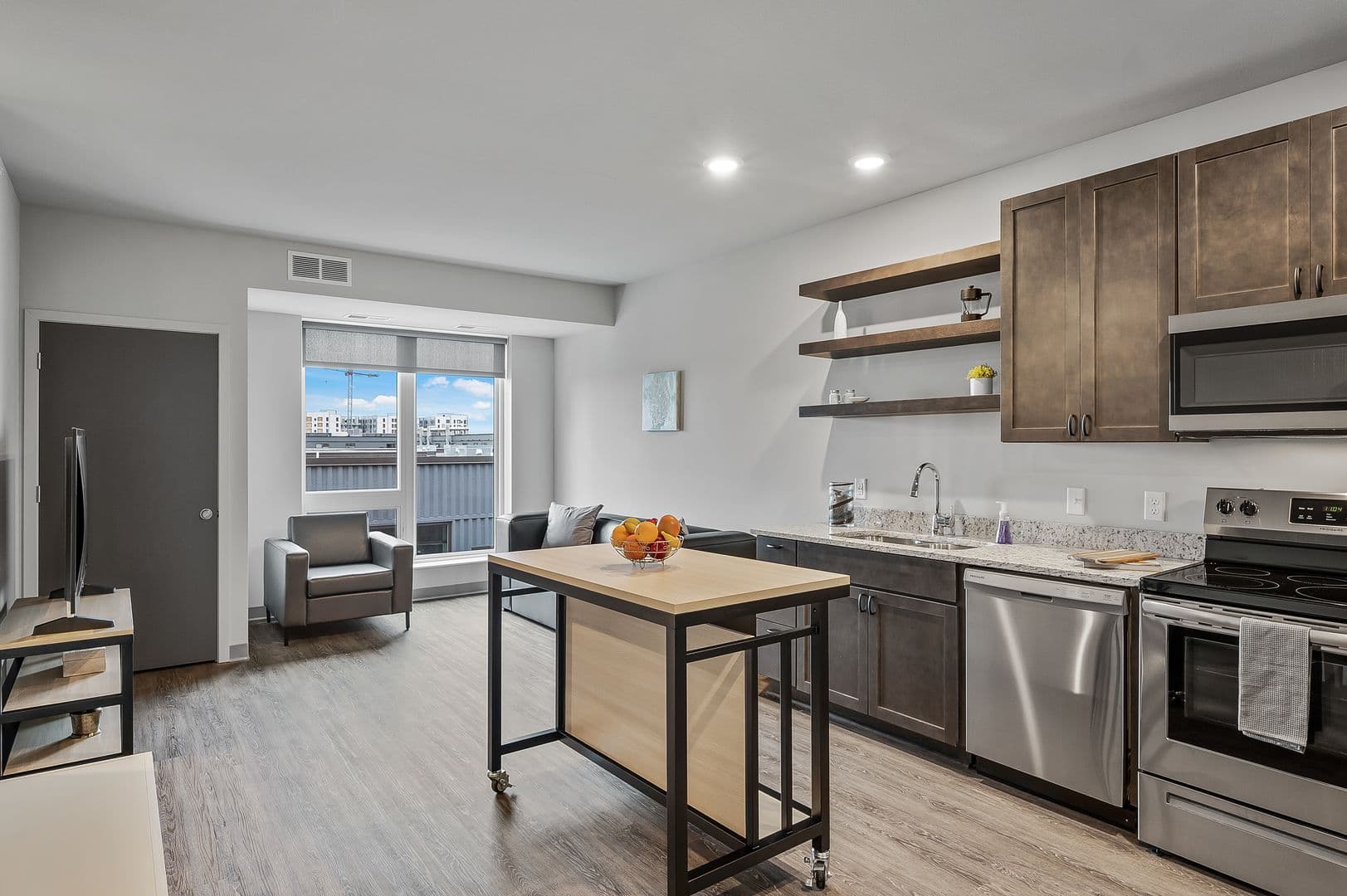 Minneapolis Apartment: 1307 4th Street SE
