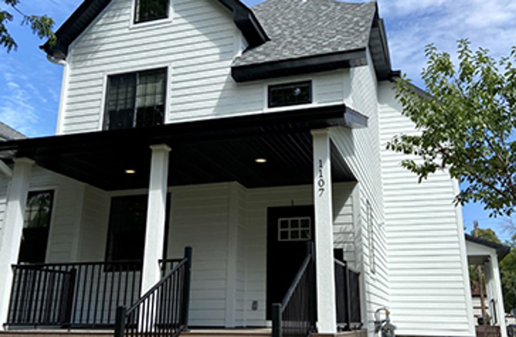 Minneapolis Apartment: 1107 7th St SE