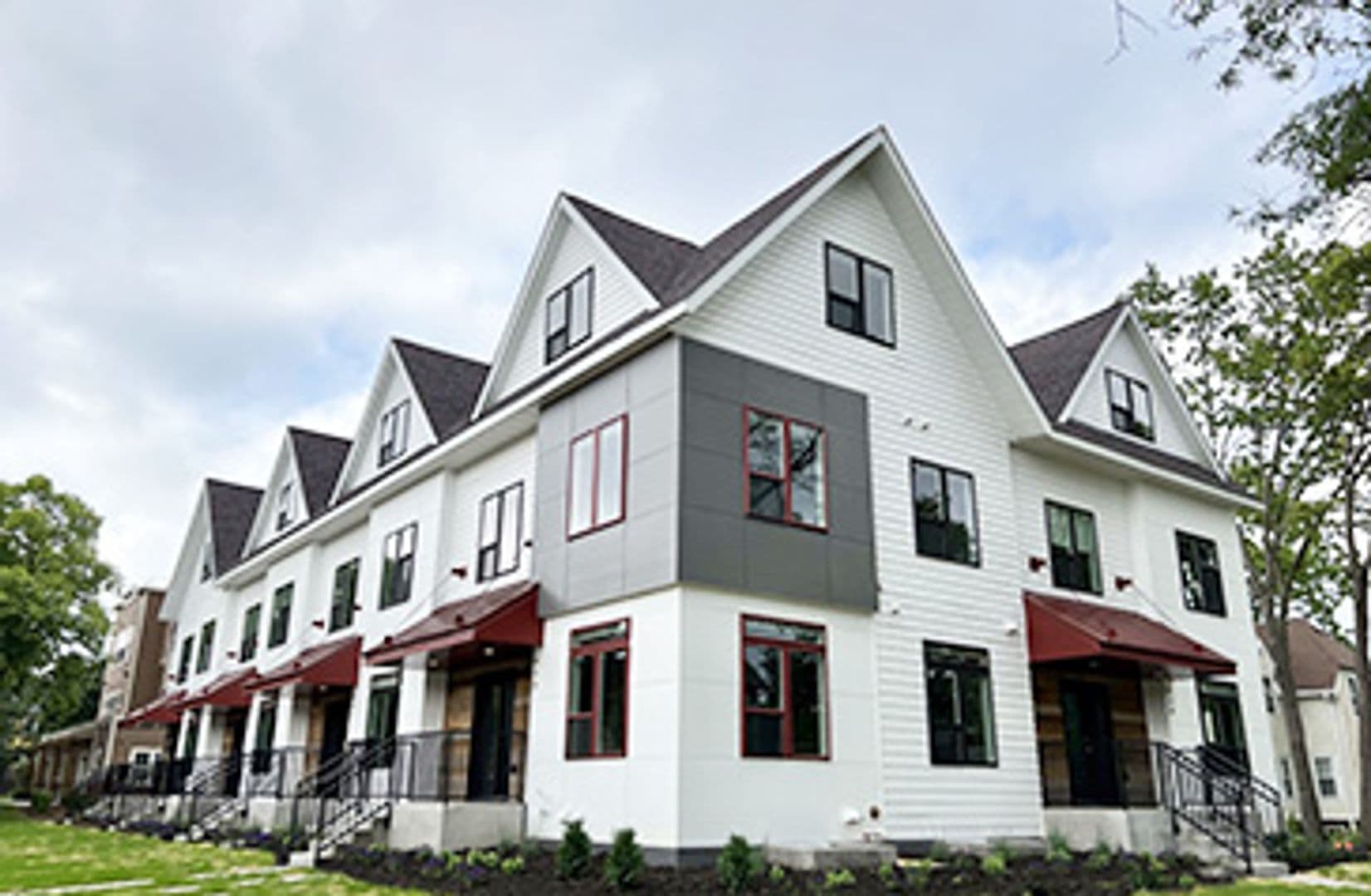 Minneapolis Apartment: 619 10th Ave SE