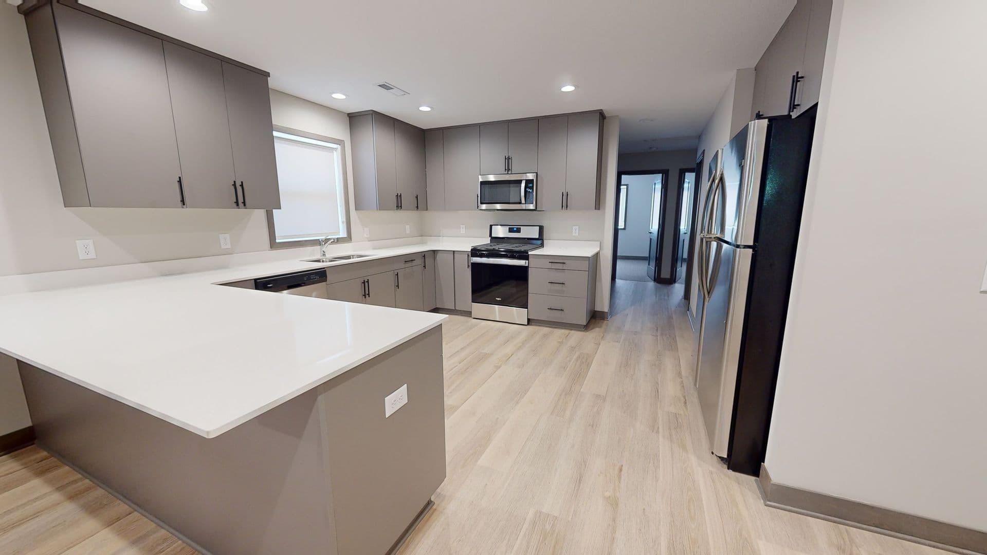 Minneapolis Apartment: 621 11th Ave SE