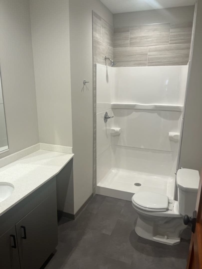 Minneapolis Apartment: 411 12th Ave SE