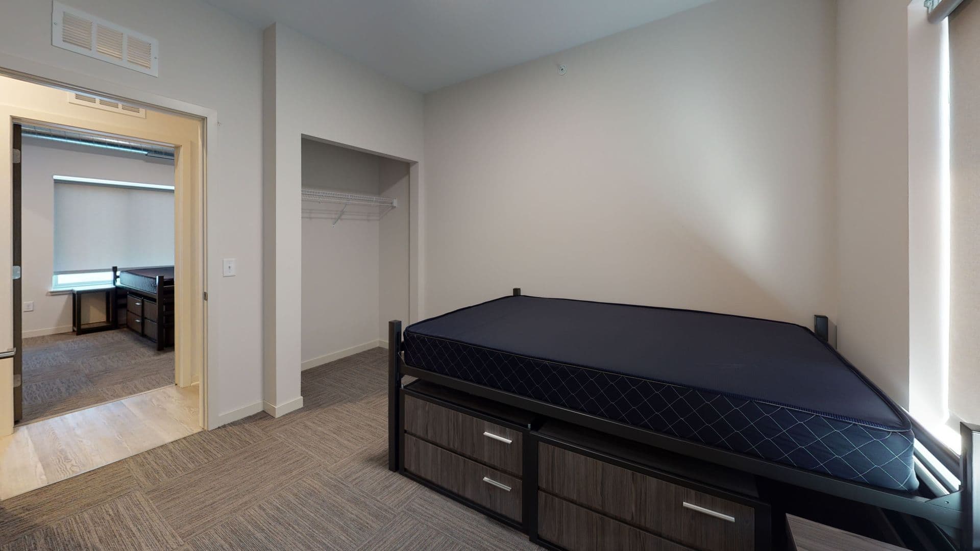 Minneapolis Apartment: 932/934/936/938 15th Ave SE