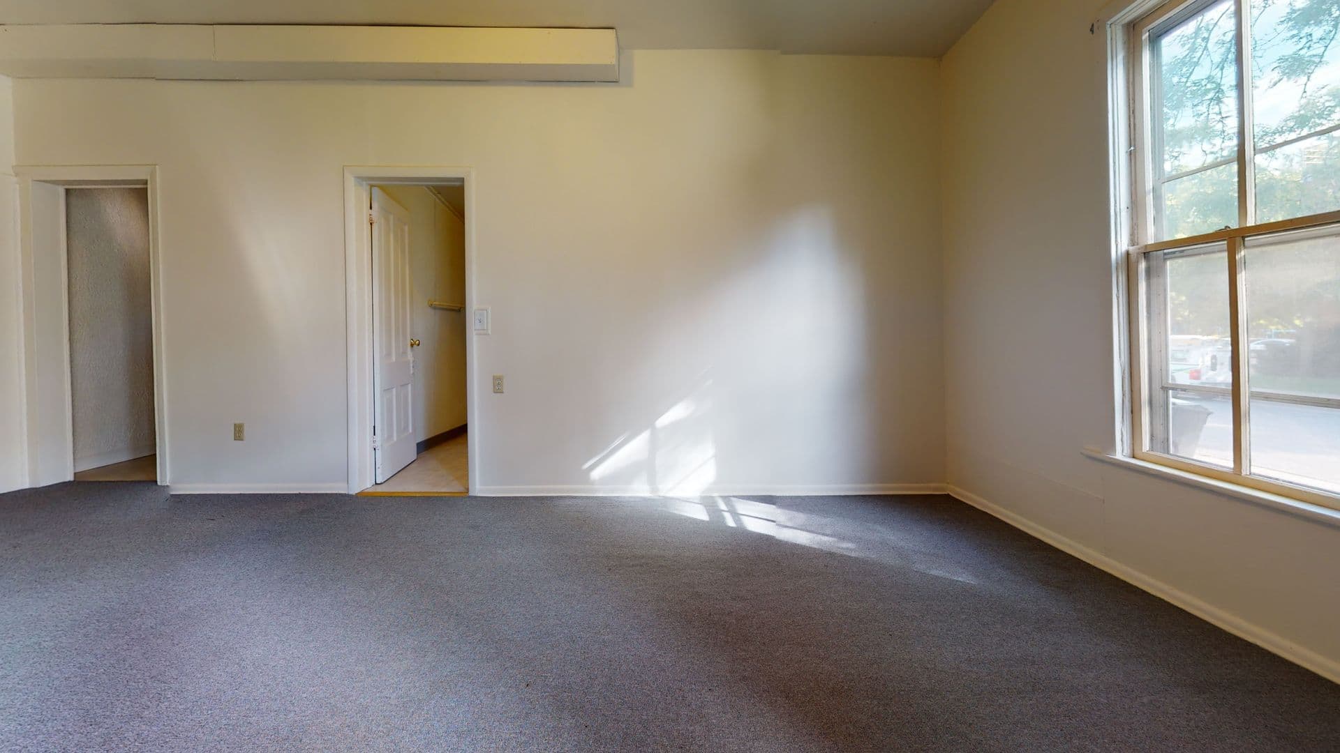 Minneapolis Apartment: 701 6th St SE