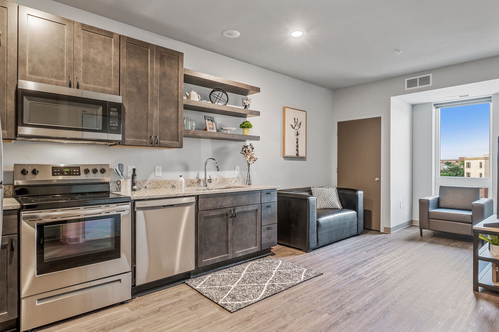 Minneapolis Apartment: 1307 4th Street SE