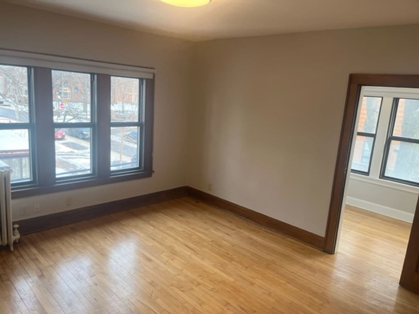 Minneapolis Apartment: 411 12th Ave SE