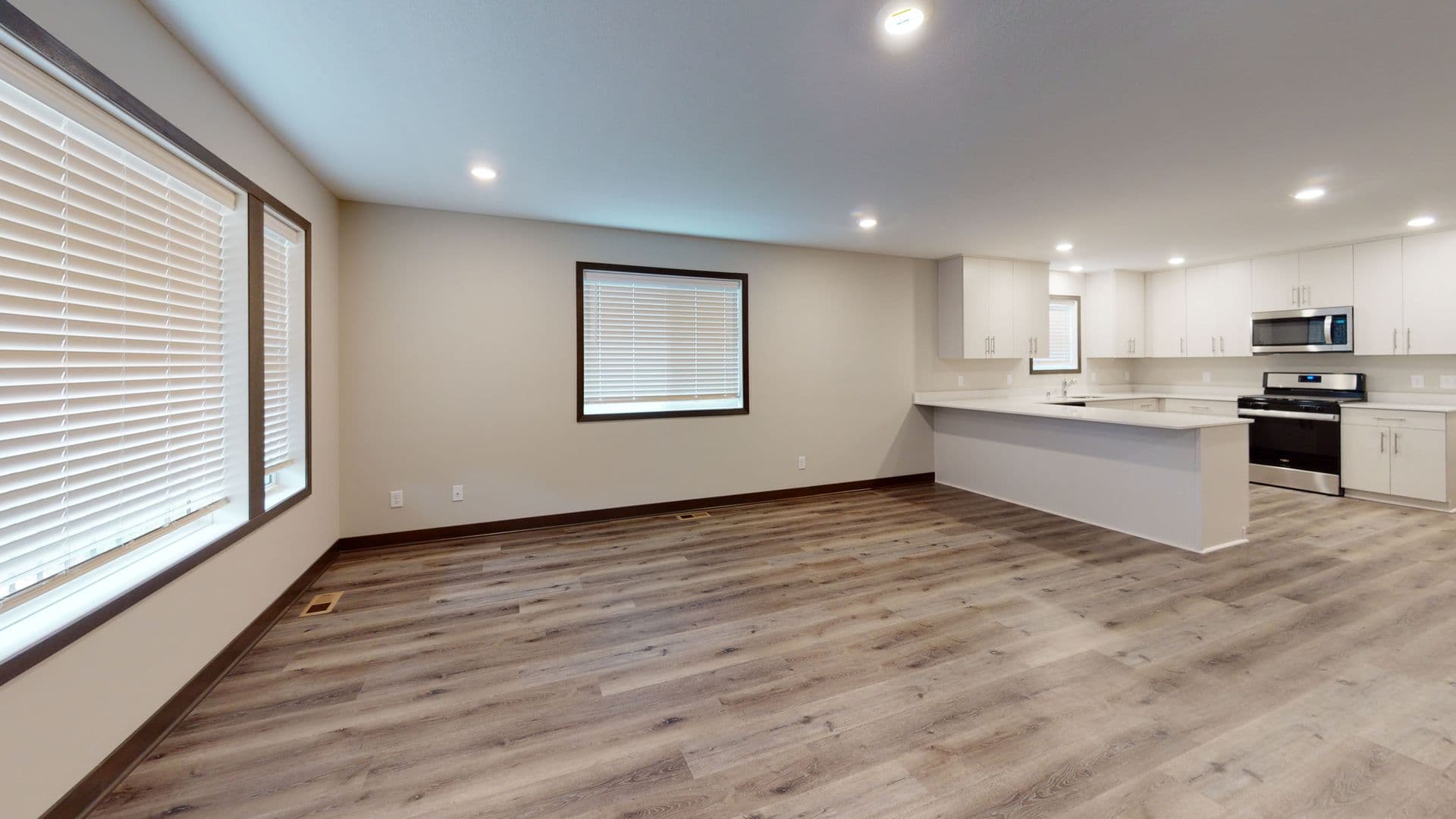 Minneapolis Apartment: 1048 23rd Ave SE