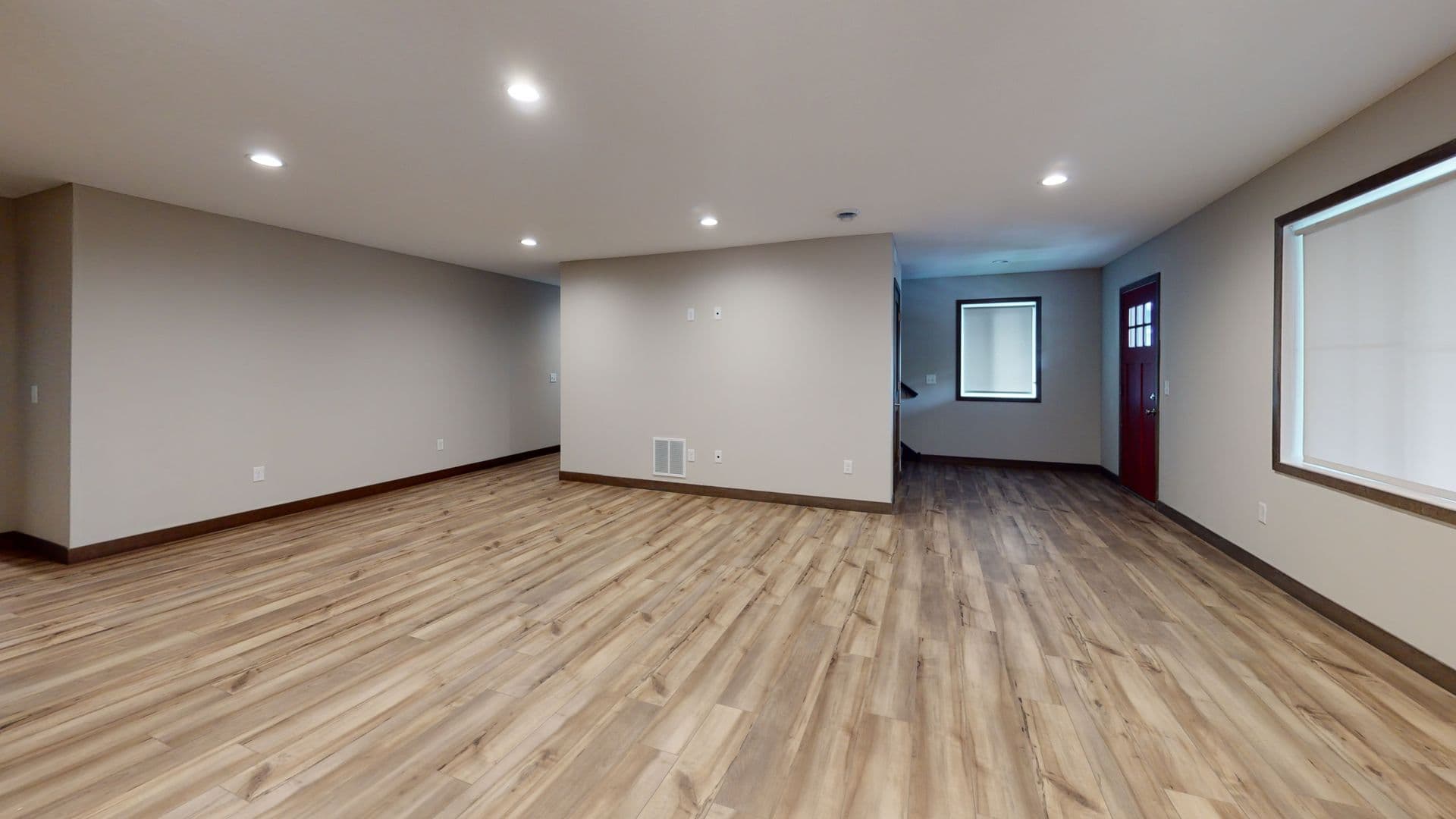 Minneapolis Apartment: 1806 Como Ave SE