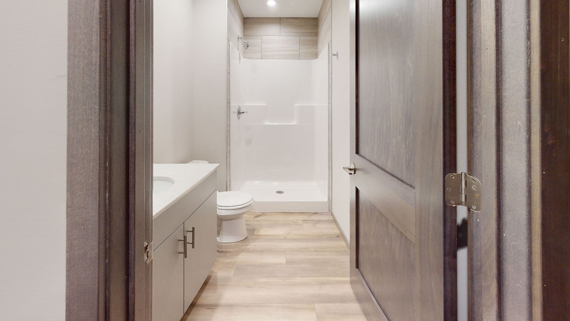 Minneapolis Apartment: 1800 Como Ave SE