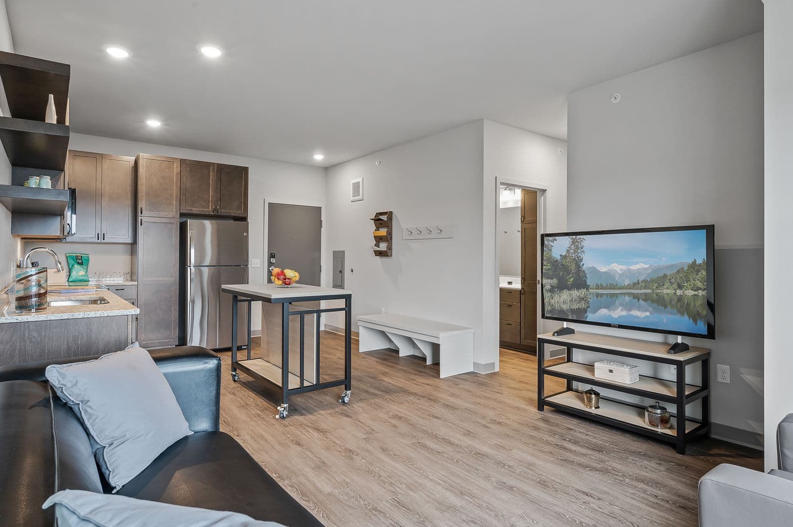 Minneapolis Apartment: 1307 4th Street SE
