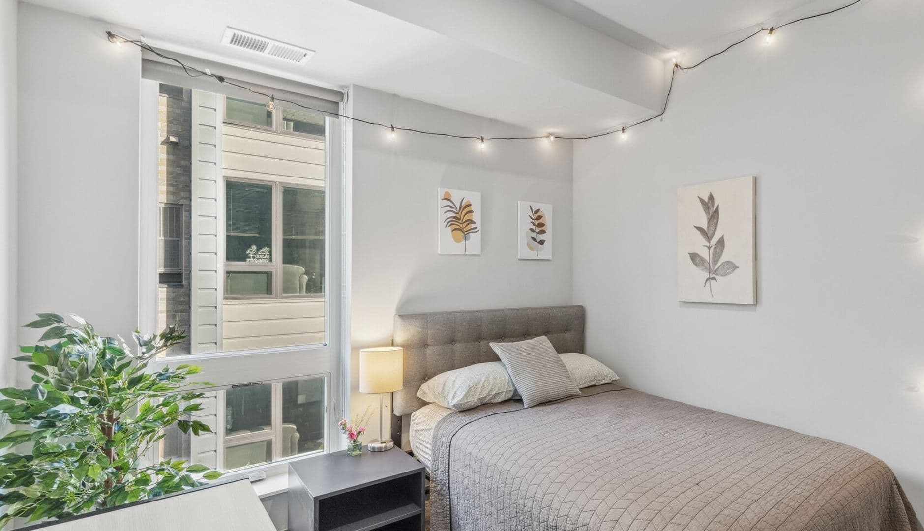 Minneapolis Apartment: 1307 4th Street SE