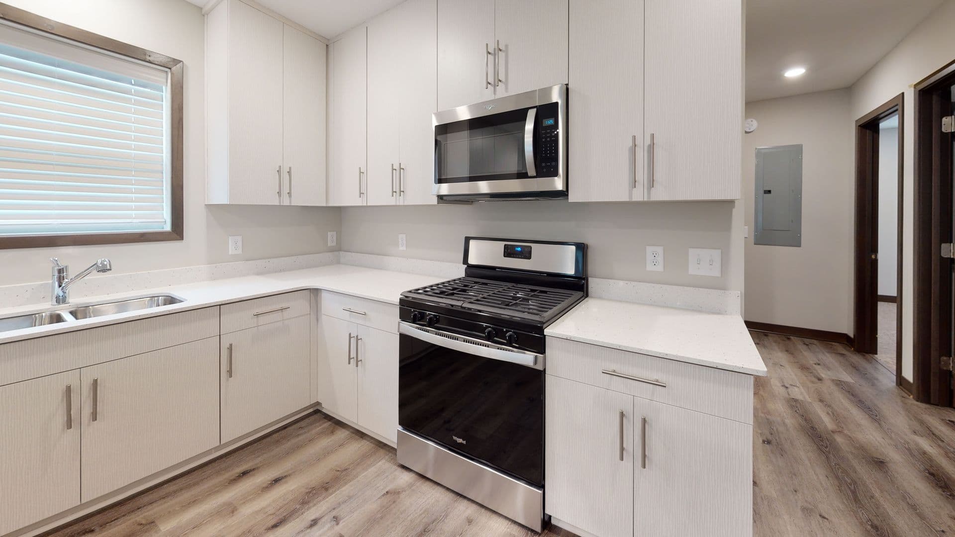 Minneapolis Apartment: 1048 23rd Ave SE