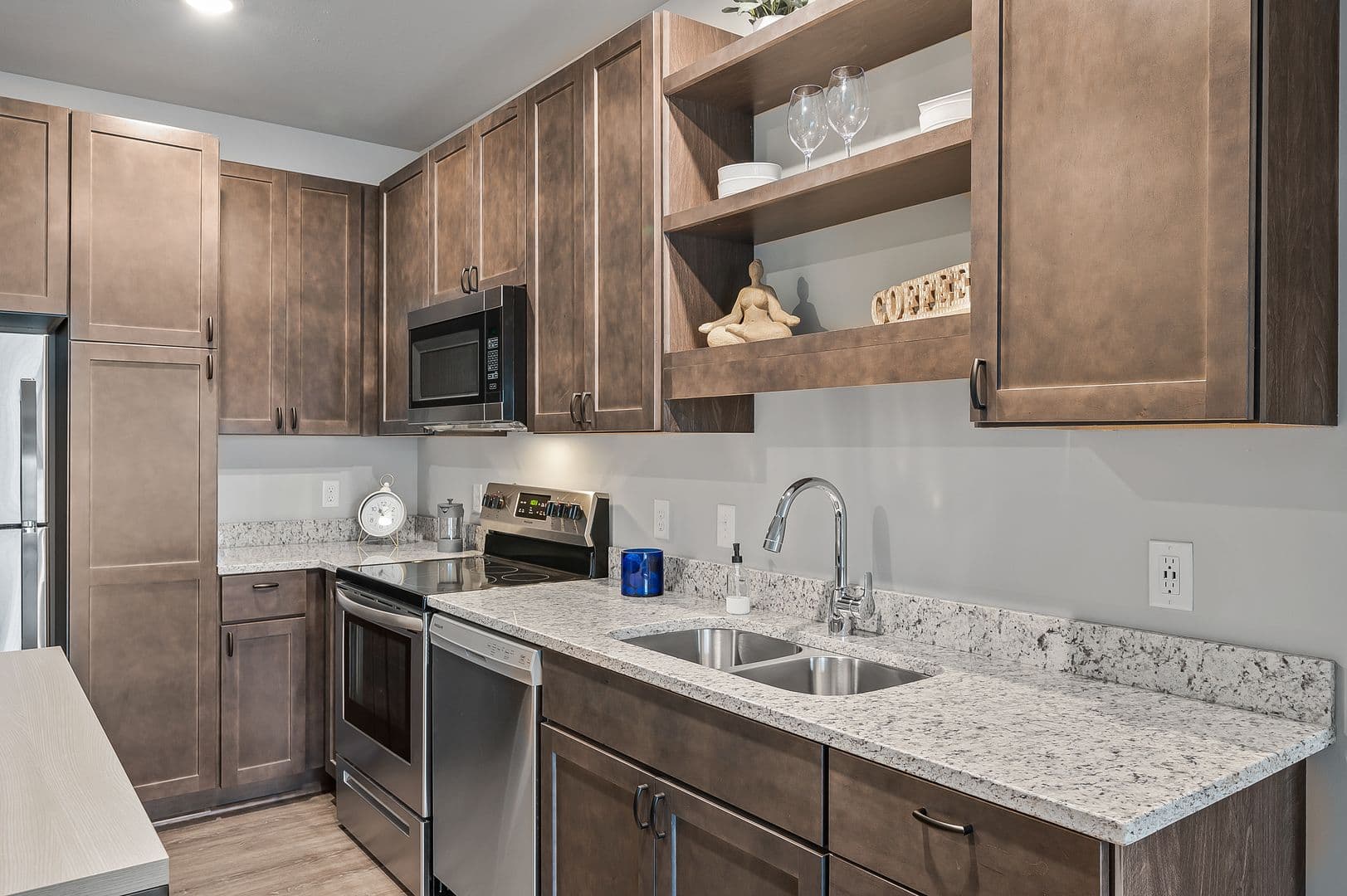 Minneapolis Apartment: 1307 4th Street SE