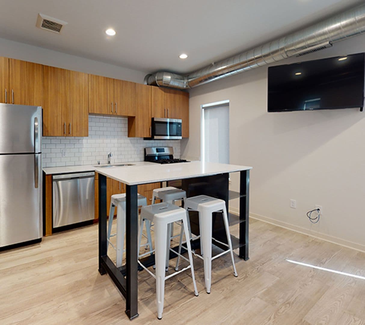 Minneapolis Apartment: 932/934/936/938 15th Ave SE