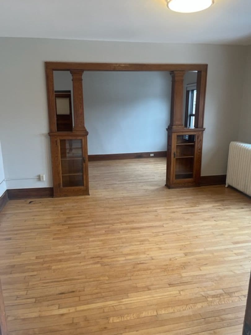 Minneapolis Apartment: 411 12th Ave SE