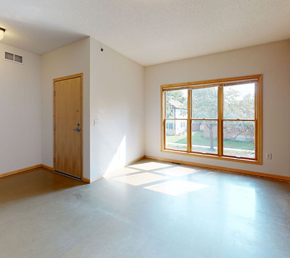 Minneapolis Apartment: 1117 8th St SE