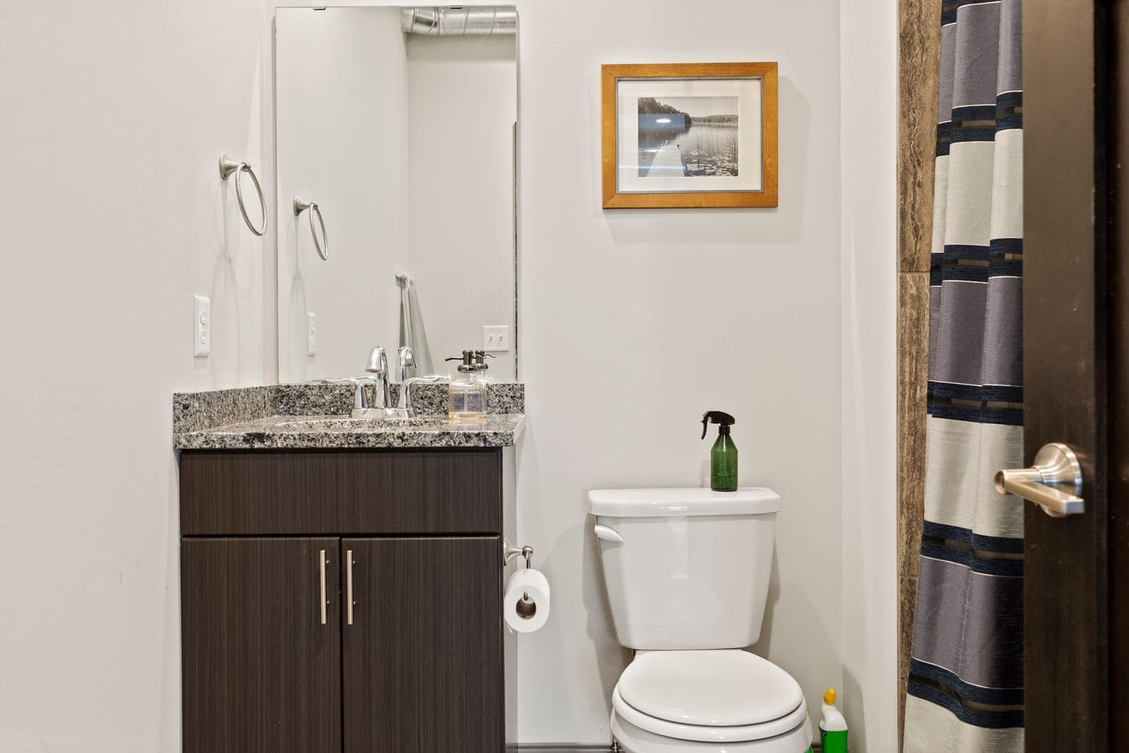 Minneapolis Apartment: 712 4th St SE