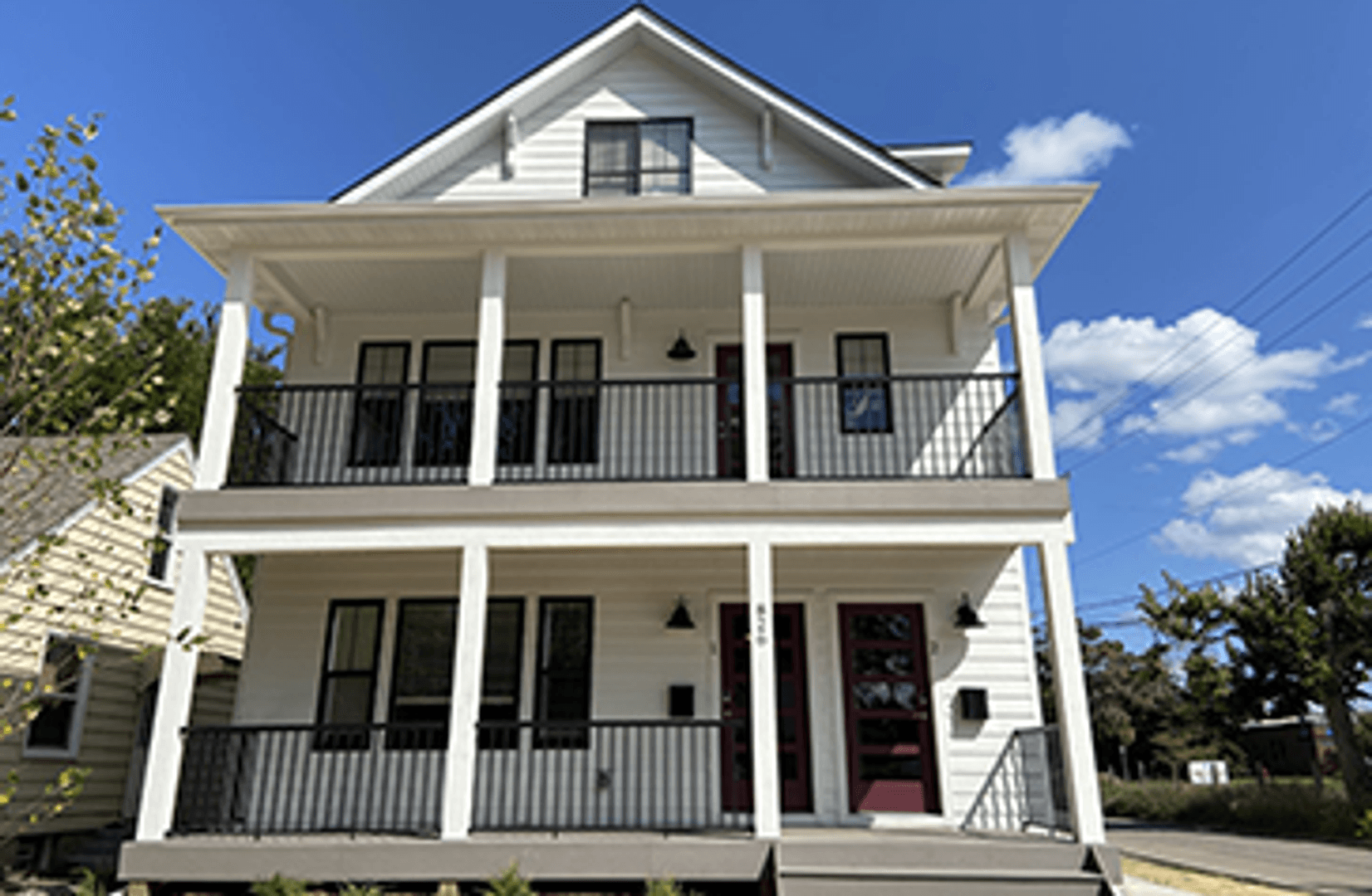 Minneapolis Apartment: 826 20th Ave SE