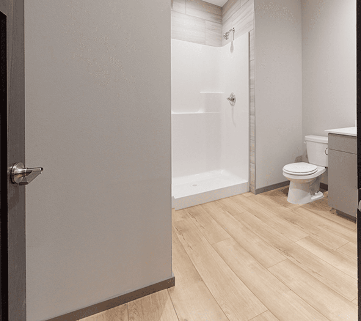 Minneapolis Apartment: 1915 Como Ave SE