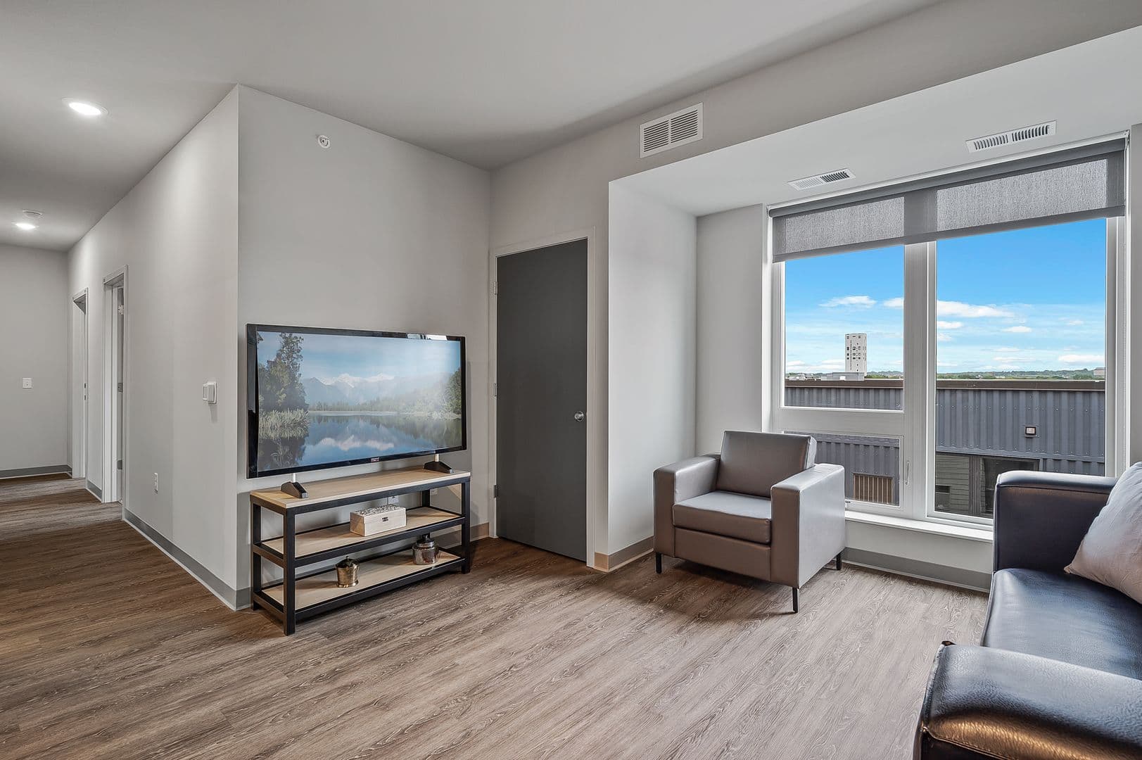 Minneapolis Apartment: 1307 4th Street SE