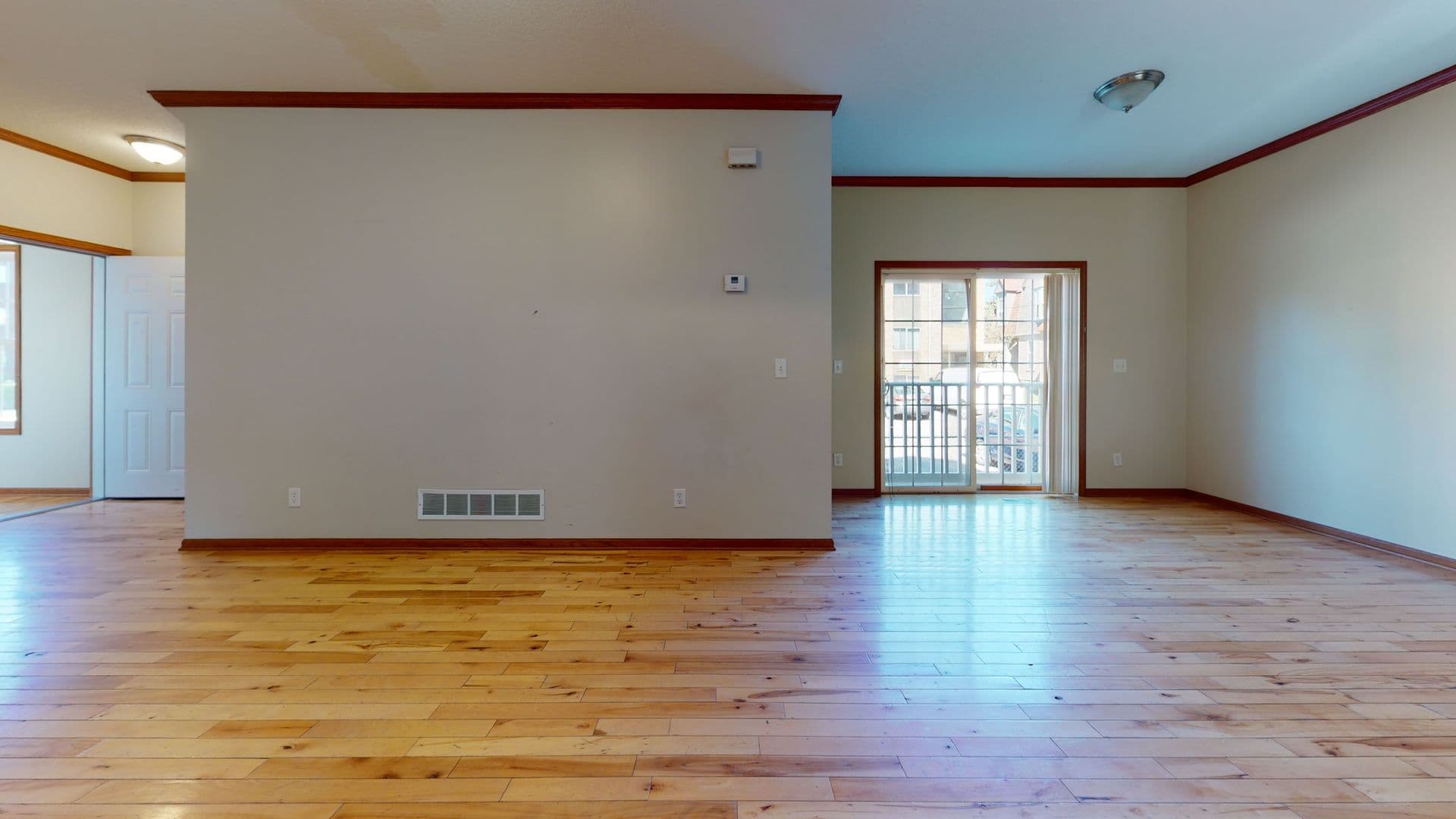 Minneapolis Apartment: 1015 7th St SE