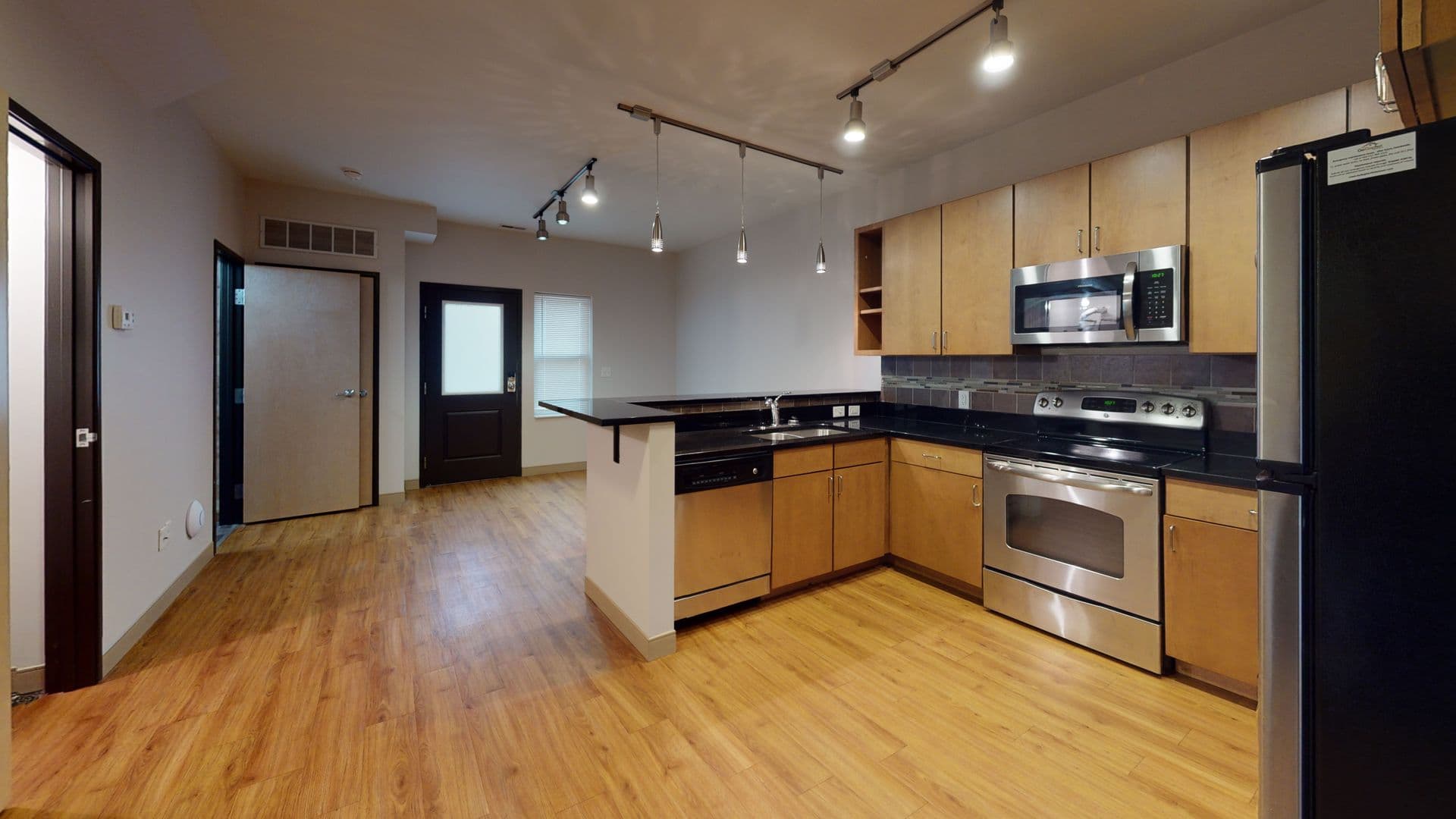 Minneapolis Apartment: 1011 & 1015 4th St SE