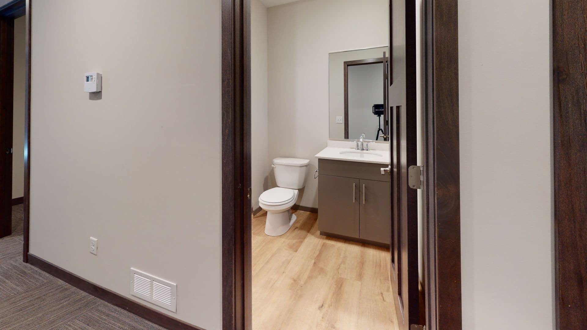 Minneapolis Apartment: 805-811 12th Ave SE
