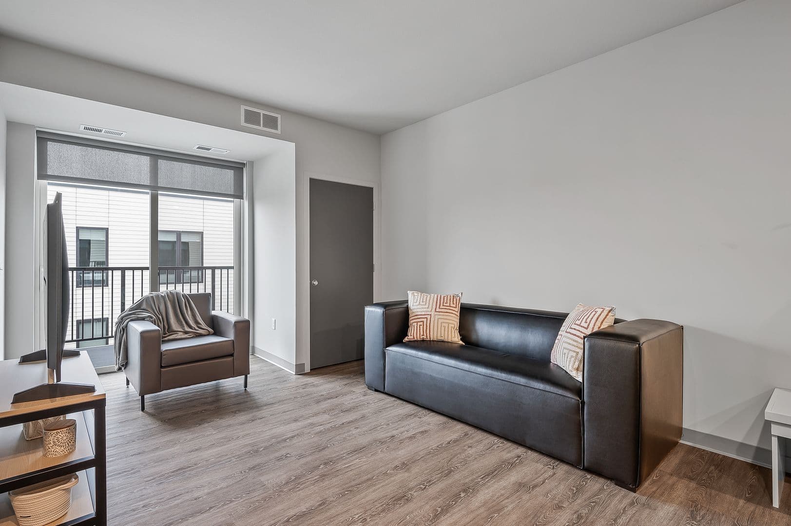 Minneapolis Apartment: 1307 4th Street SE
